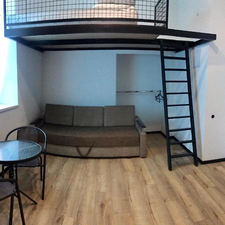 Kulisha 4 Apartments Near The Opera Lviv Exterior photo